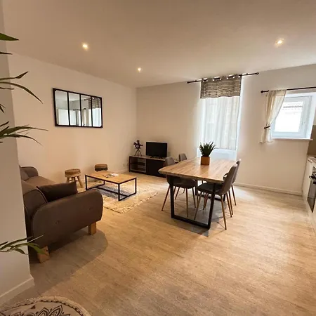 Apartman Le Bois D'ebene *