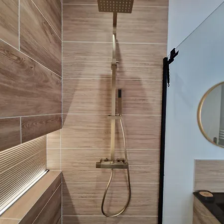 Le Bois D'ebene Apartman *